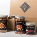Darčekový box Granola s bielou a ruby čokoládou a orieškovými pastami (840g)
