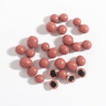 Dražé - Arónia v mliečnej čokoláde RUBY (300g)