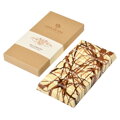 Tabuľková čokoláda ART (600g) biela s hrozienkami a arašidami