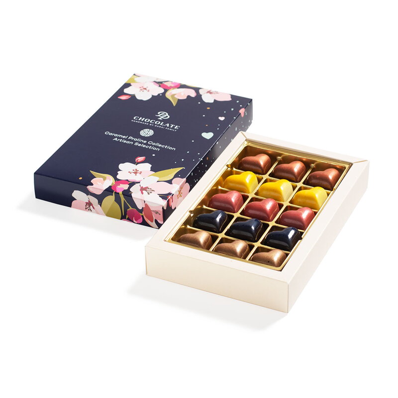Bonboniéra Luxury hearts - kvetinový vzor (135g)