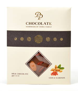 Tabulková čokoláda Basic mléčná s goji a mandlemi (70g)